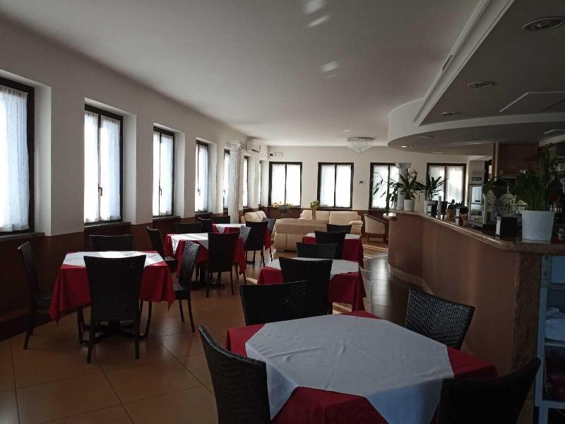 Hotel Socrate Lavena Ponte Tresa Exteriör bild