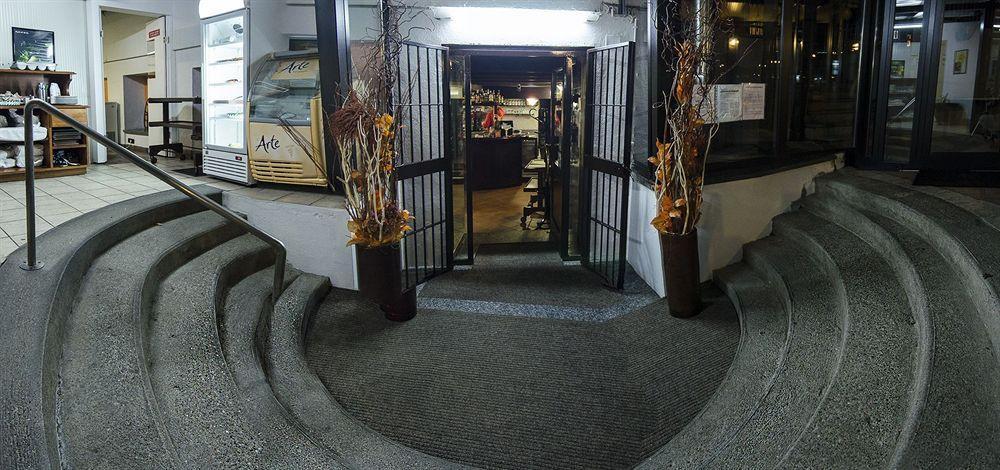 Hotel Socrate Lavena Ponte Tresa Exteriör bild